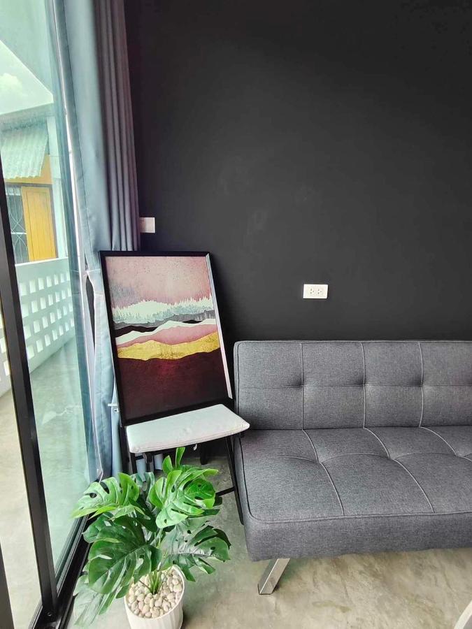 Mr Black & Ms White -Self Check In Accommodation Bangkok Exteriör bild