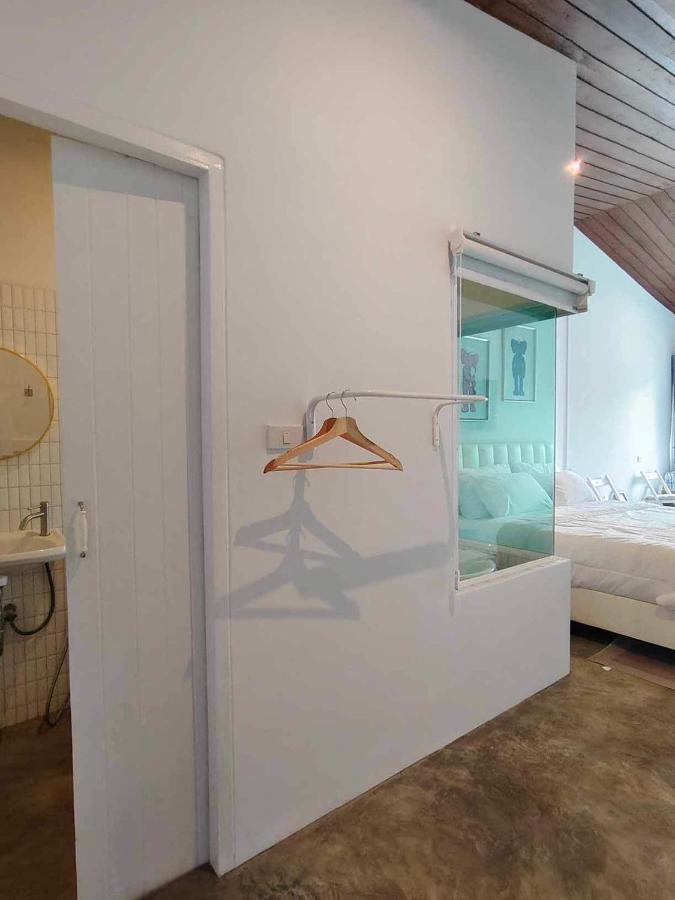Mr Black & Ms White -Self Check In Accommodation Bangkok Exteriör bild