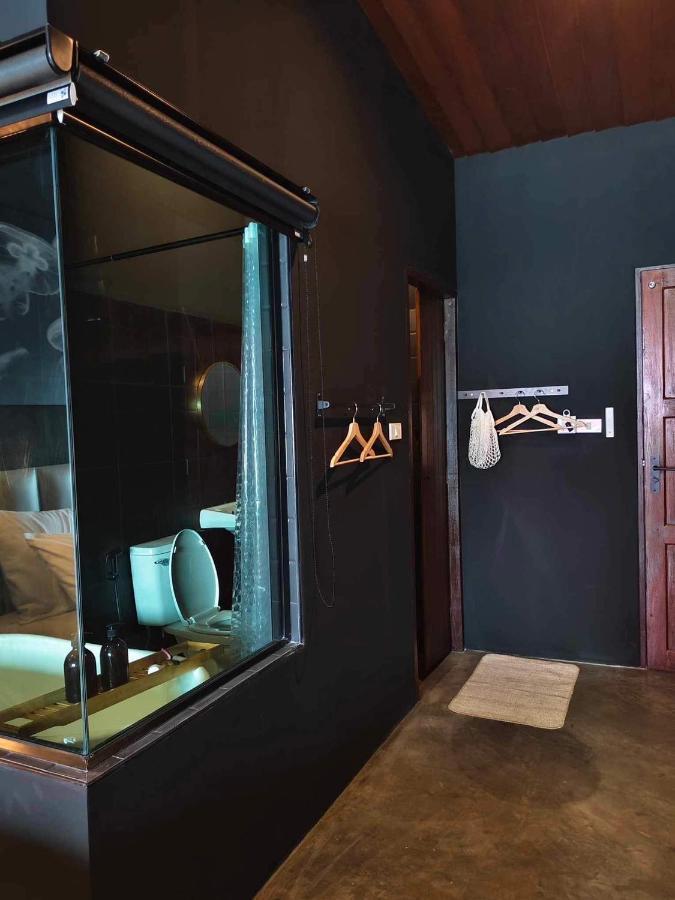 Mr Black & Ms White -Self Check In Accommodation Bangkok Exteriör bild