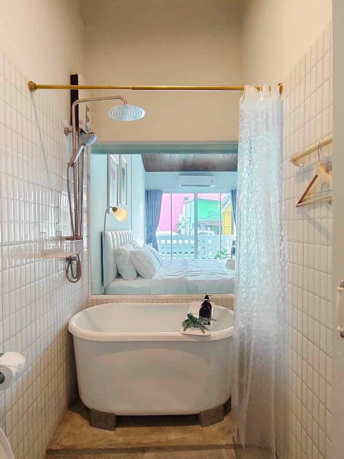 Mr Black & Ms White -Self Check In Accommodation Bangkok Exteriör bild